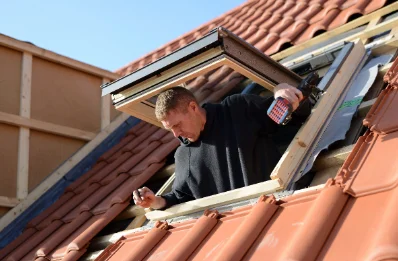 Pose de fenêtres de toit Velux à Meyssiez